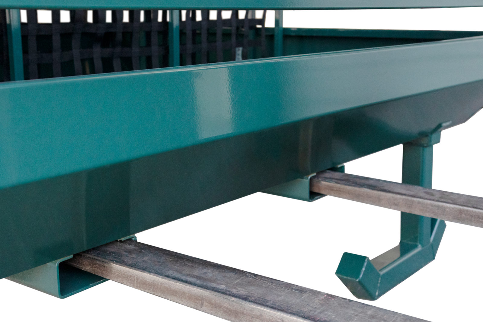 Sf Series Feeders Horse Hay Slow Feeders Farmco Manufacturing